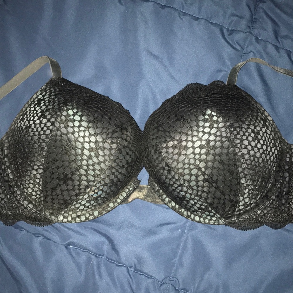 Victoria’s Secret Bombshell Bra